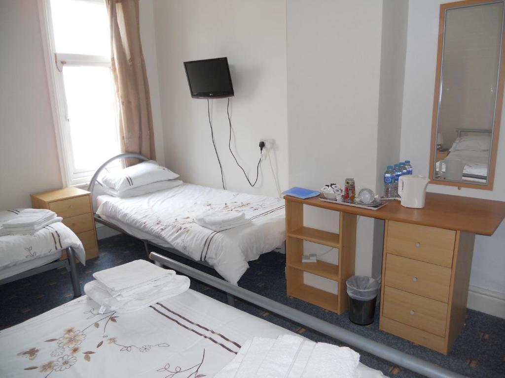 Le Papillon Guest house Blackpool