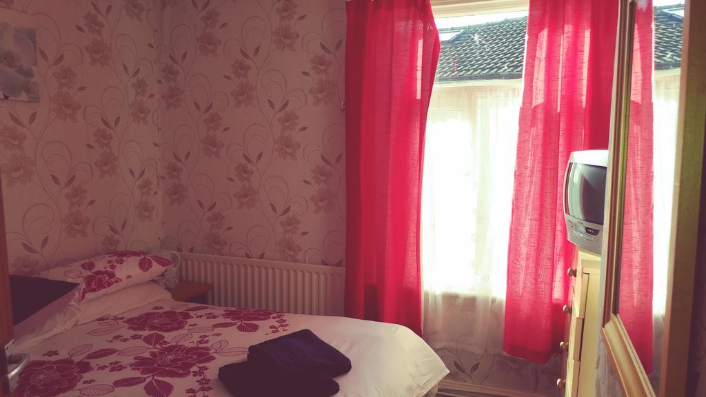 The Woodley Guest house