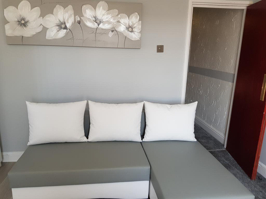 Somerset House Apartment *