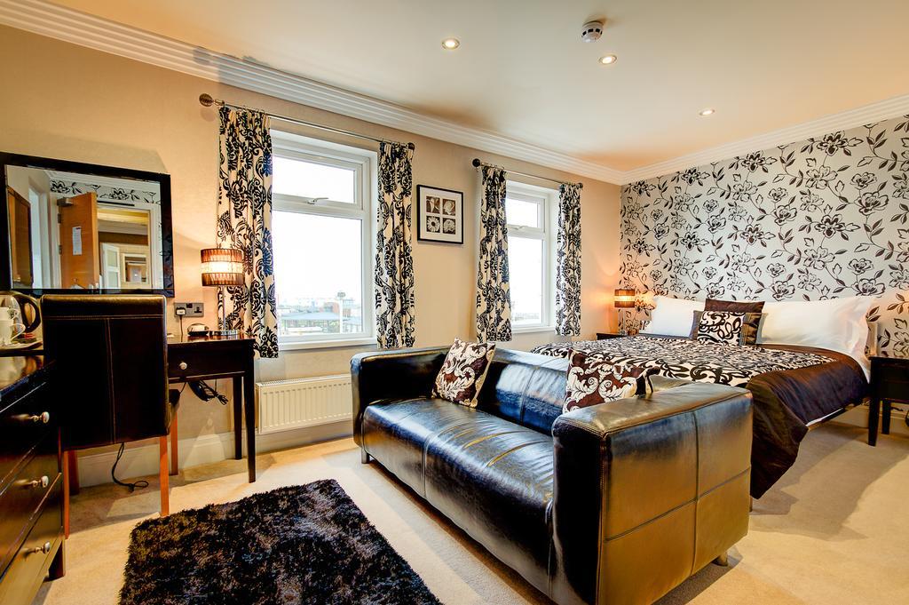 Guest house Number One South Blackpool