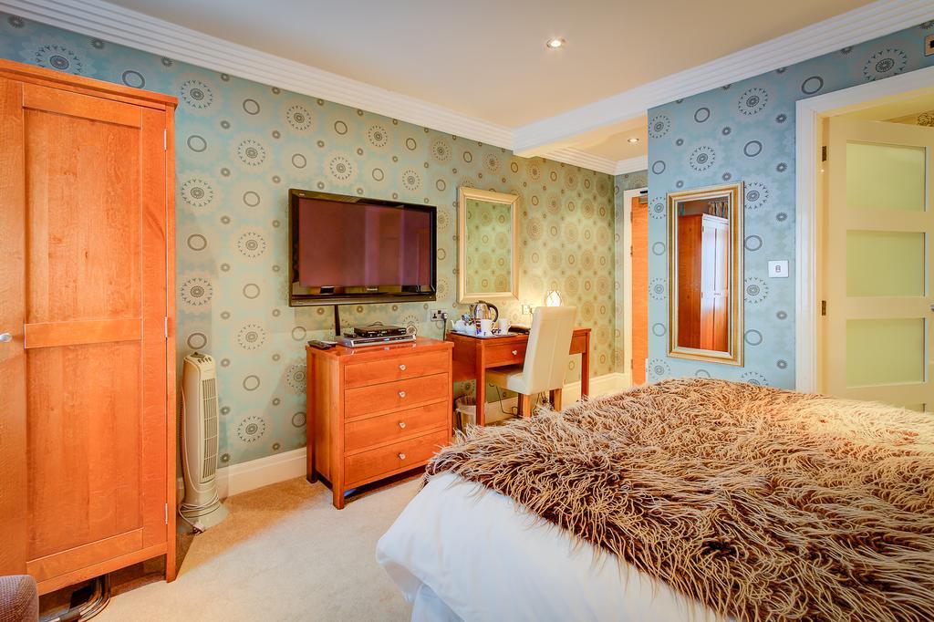 Guest house Number One South Blackpool