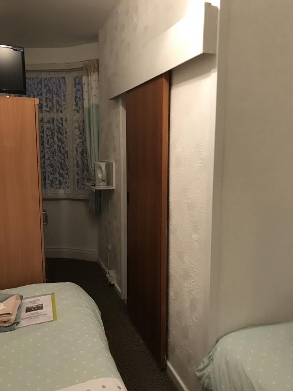 Oban House 3*