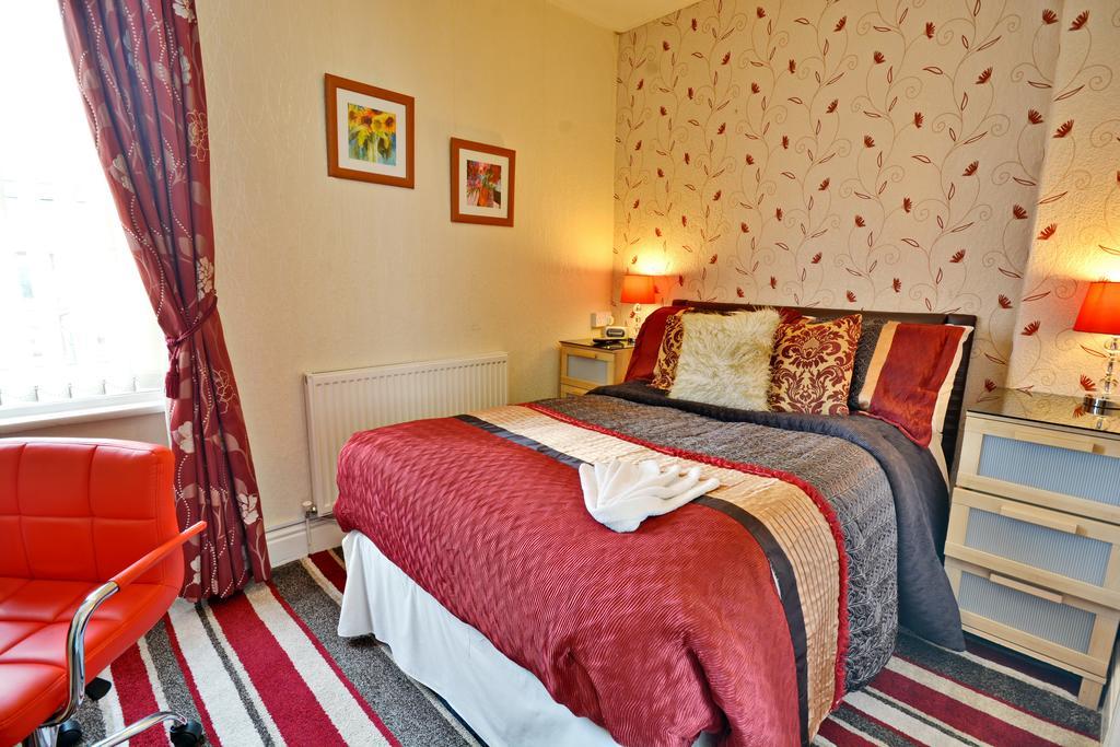 Bed & Breakfast The Astor Blackpool