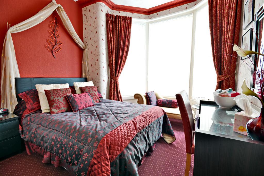 Bed & Breakfast The Astor Blackpool