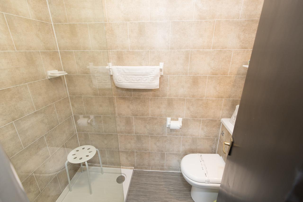 Manor House Bed & Breakfast 3*