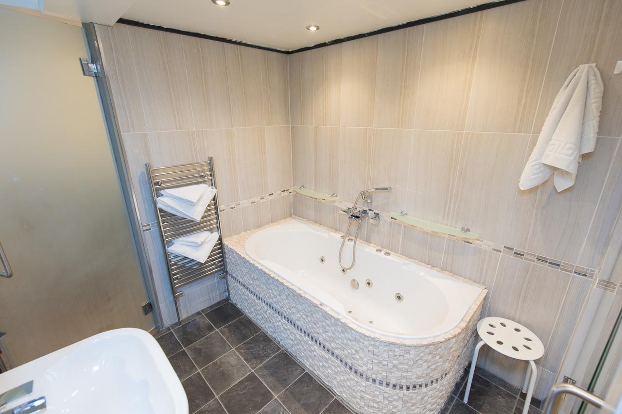 Manor House Bed & Breakfast Blackpool