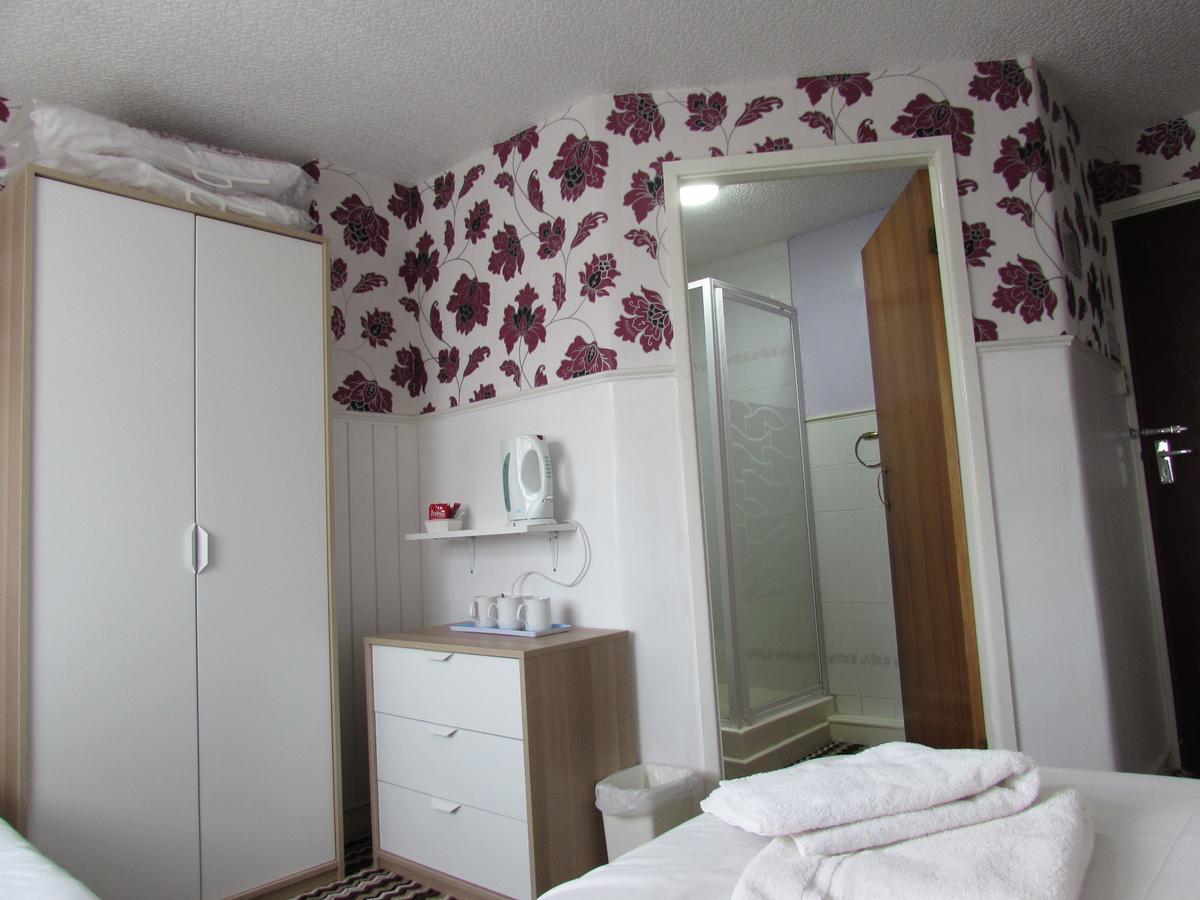 Hotel Rhoslyn 2*
