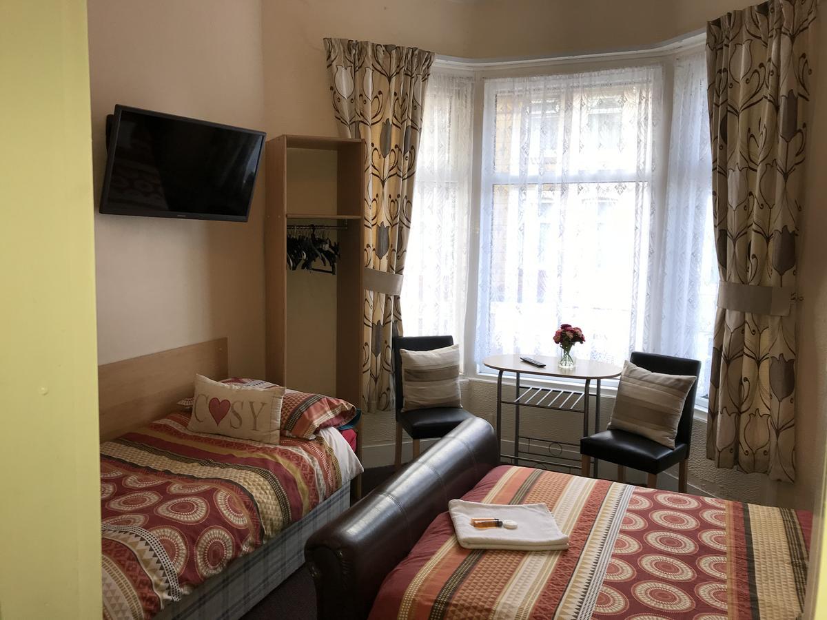 Guest house Trevaslodge - Families Only 2*