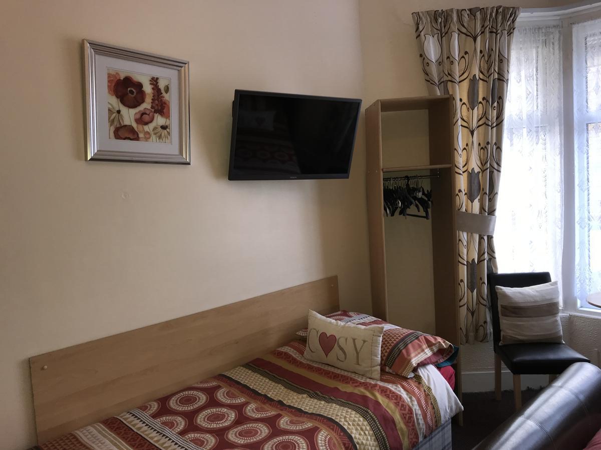 Trevaslodge - Families Only Guest house 2*