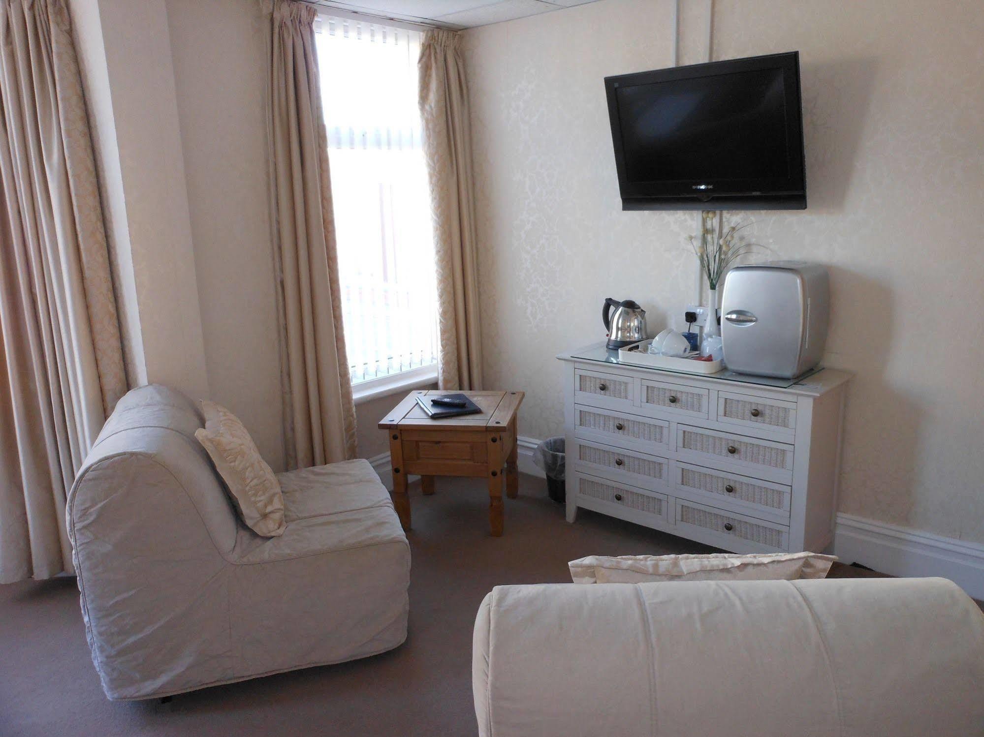 New Bond Bed & Breakfast 3*