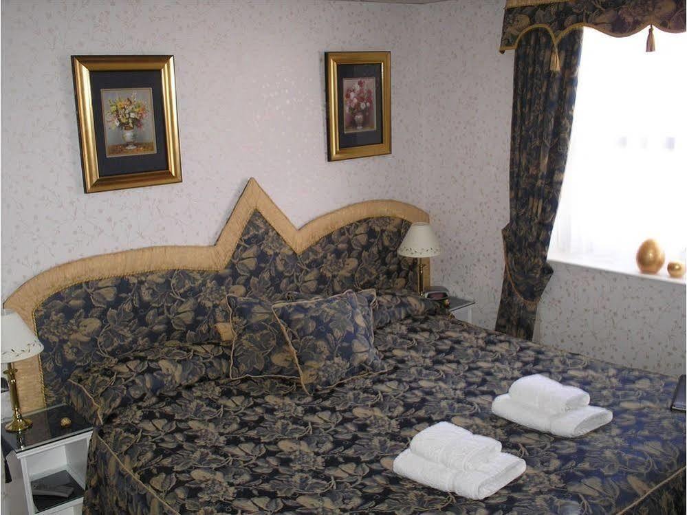 New Bond Bed & Breakfast