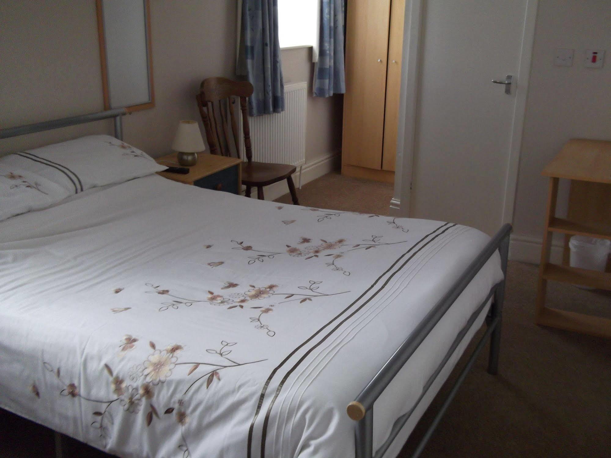 Le Papillon Guest house Blackpool