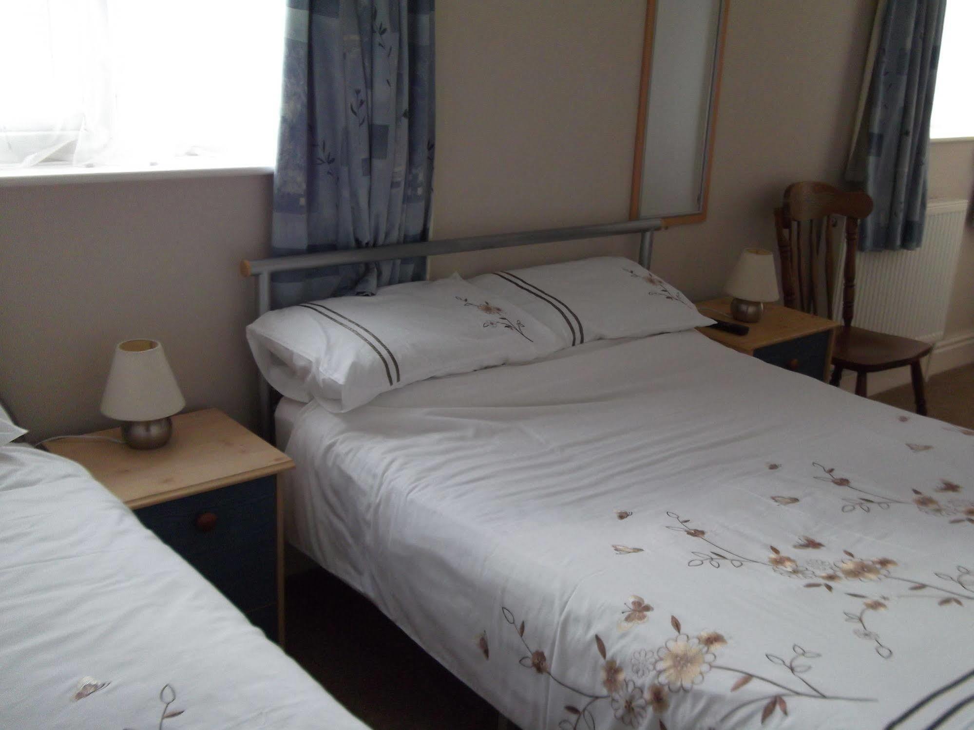 Le Papillon 4*