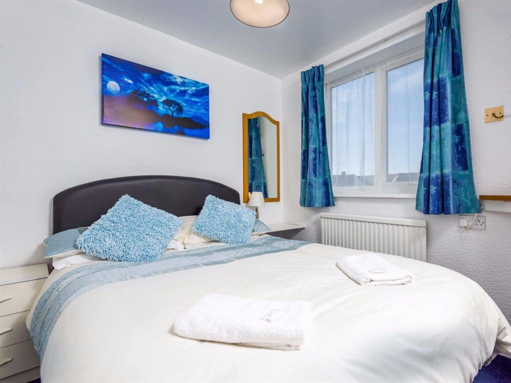 Holmeleigh Bed & Breakfast