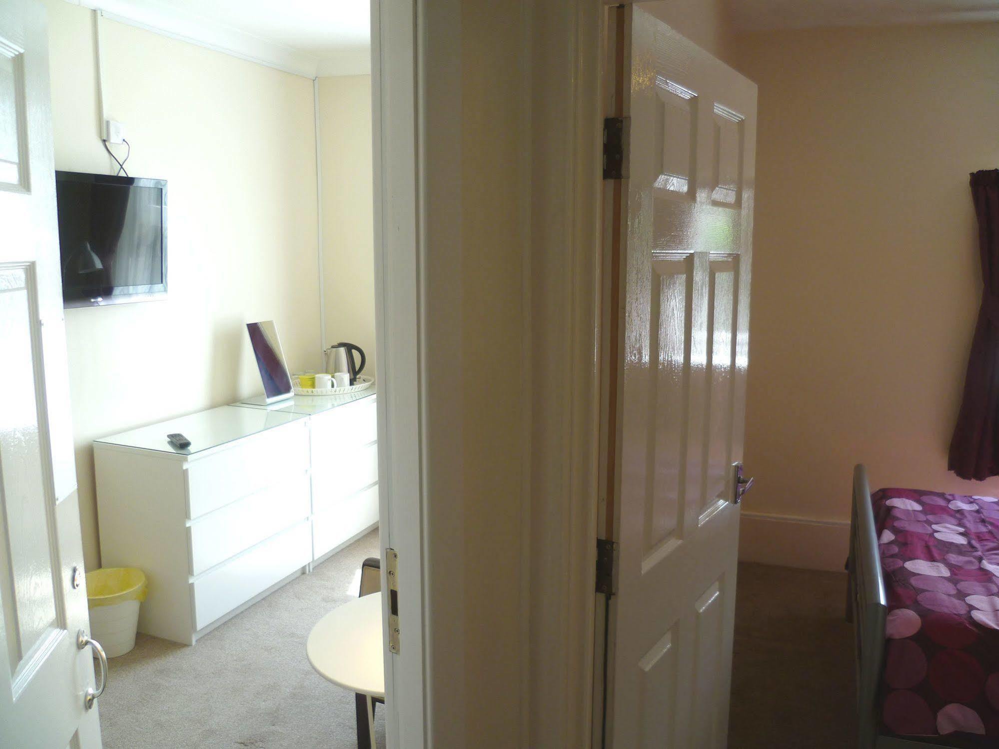Number Twenty-five Guest house 3*