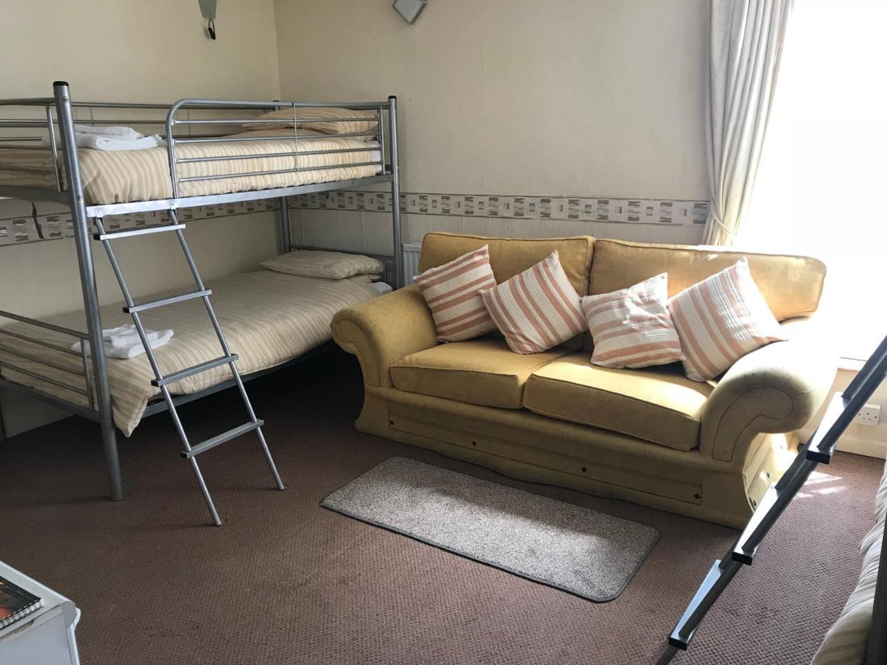 Funky Towers Hotel 3*