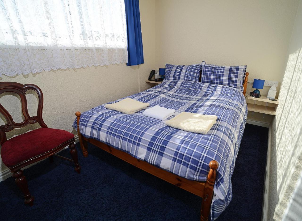 Lynmoore 2* Blackpool