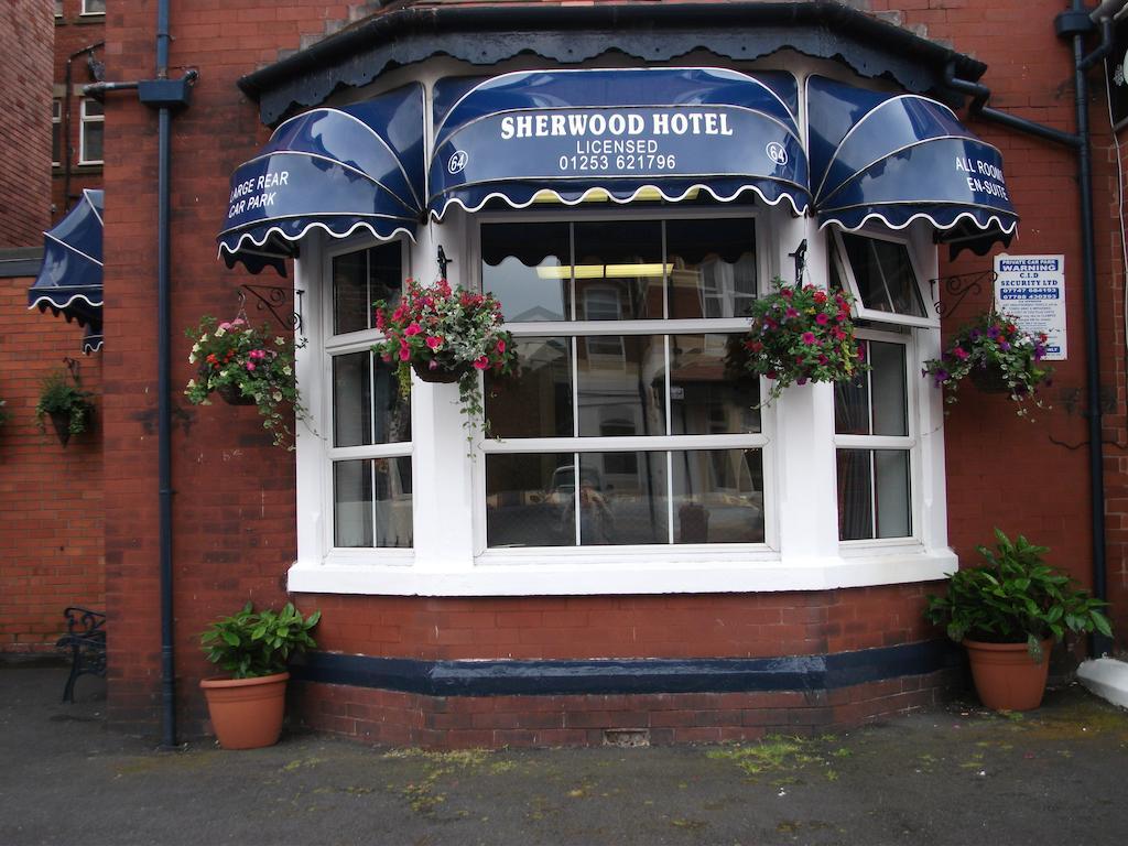 Sherwood 3*
