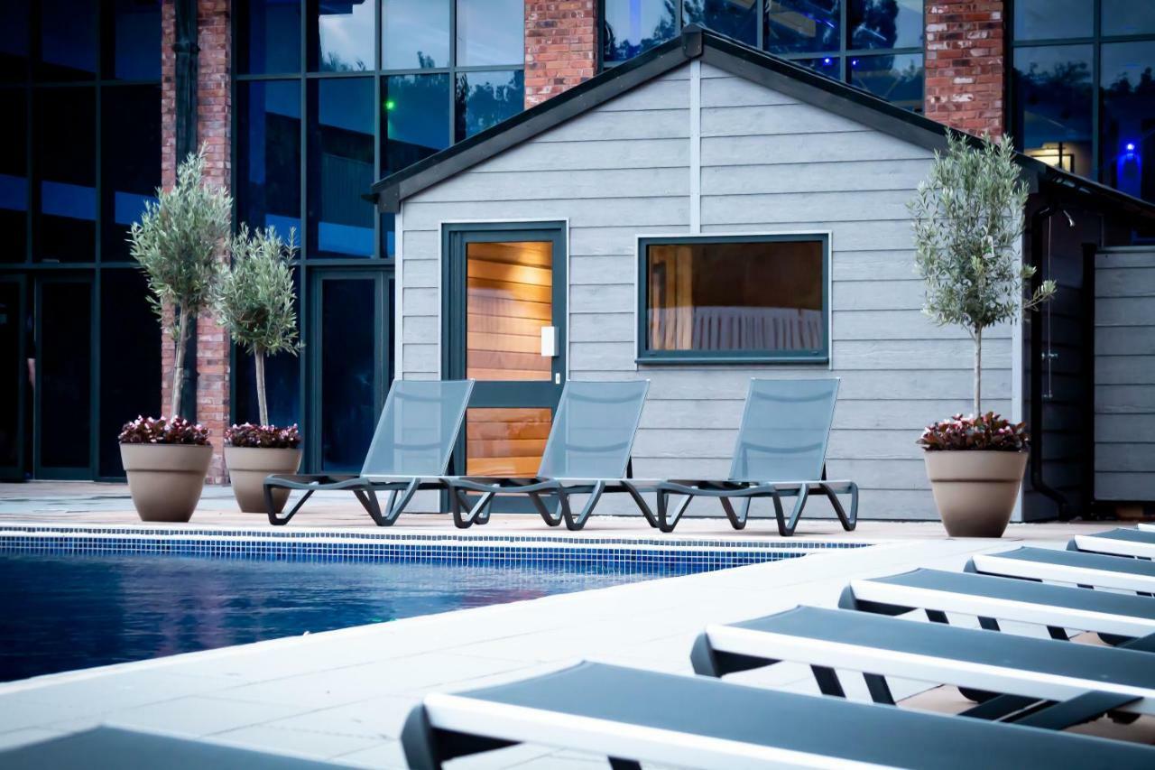 Village 4* Blackpool