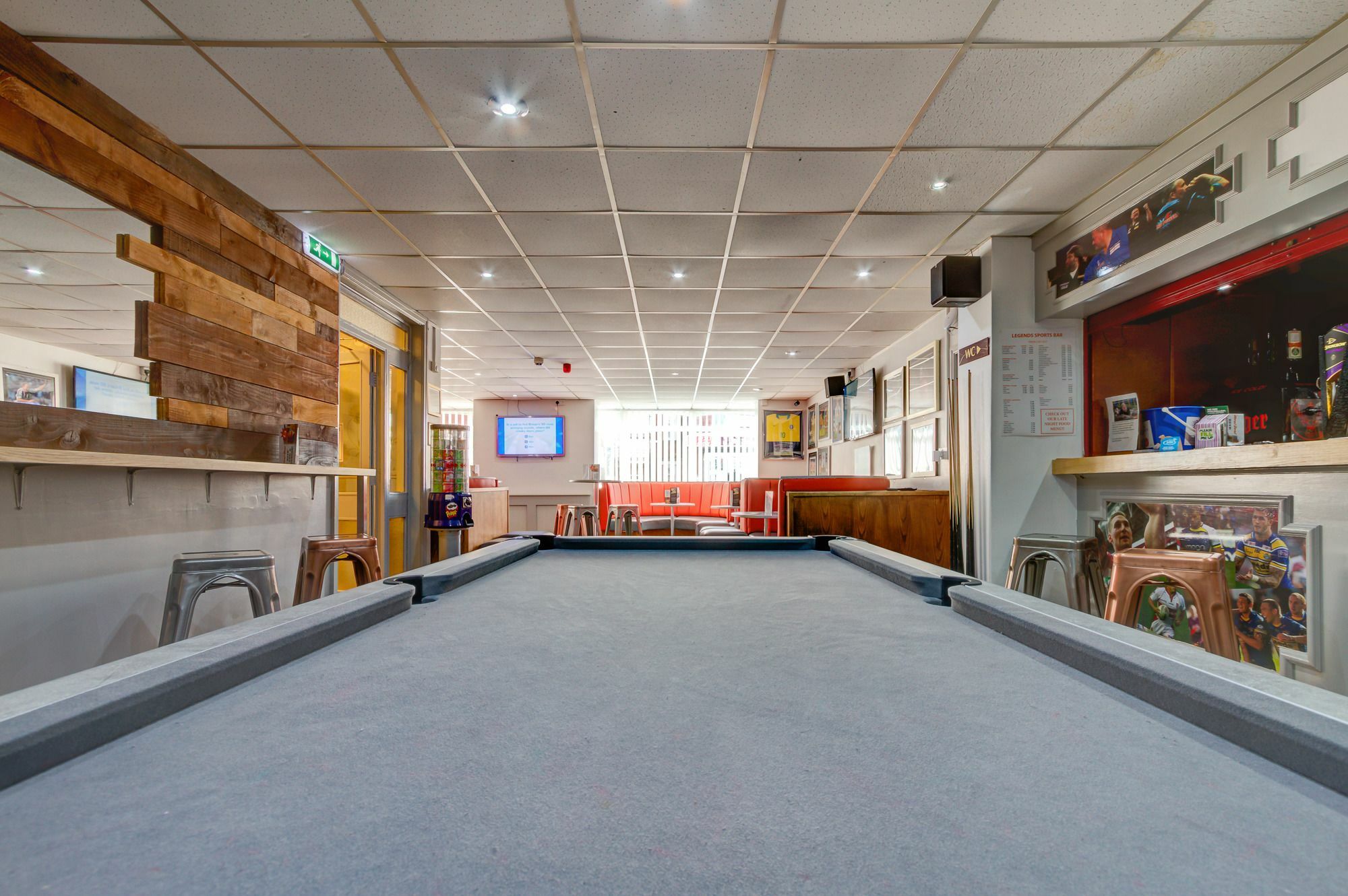 The Sandringham Court & Apartment-all Groups Welcome Hotel