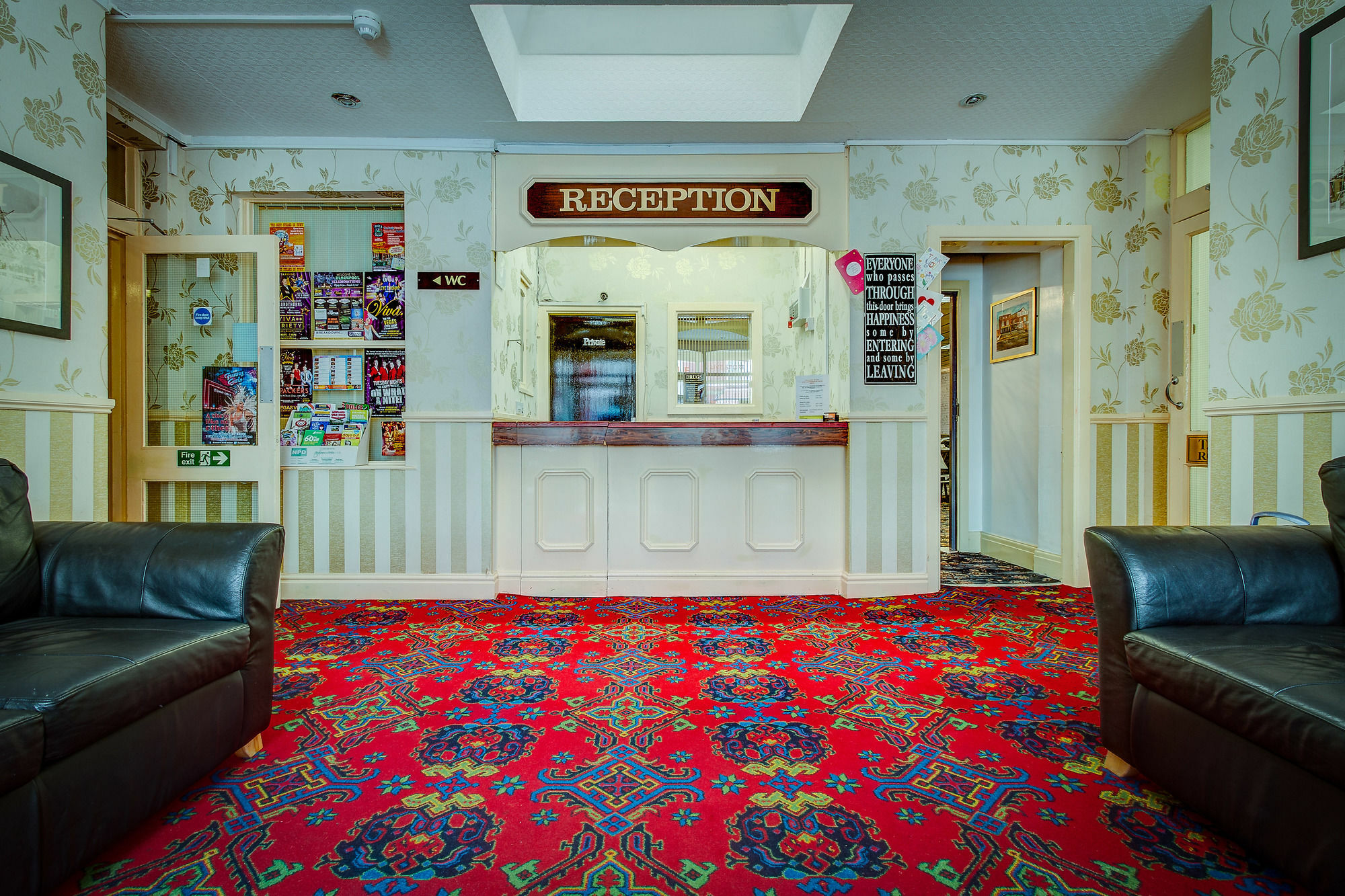 Hotel The Sandringham Court & Apartment-all Groups Welcome Blackpool