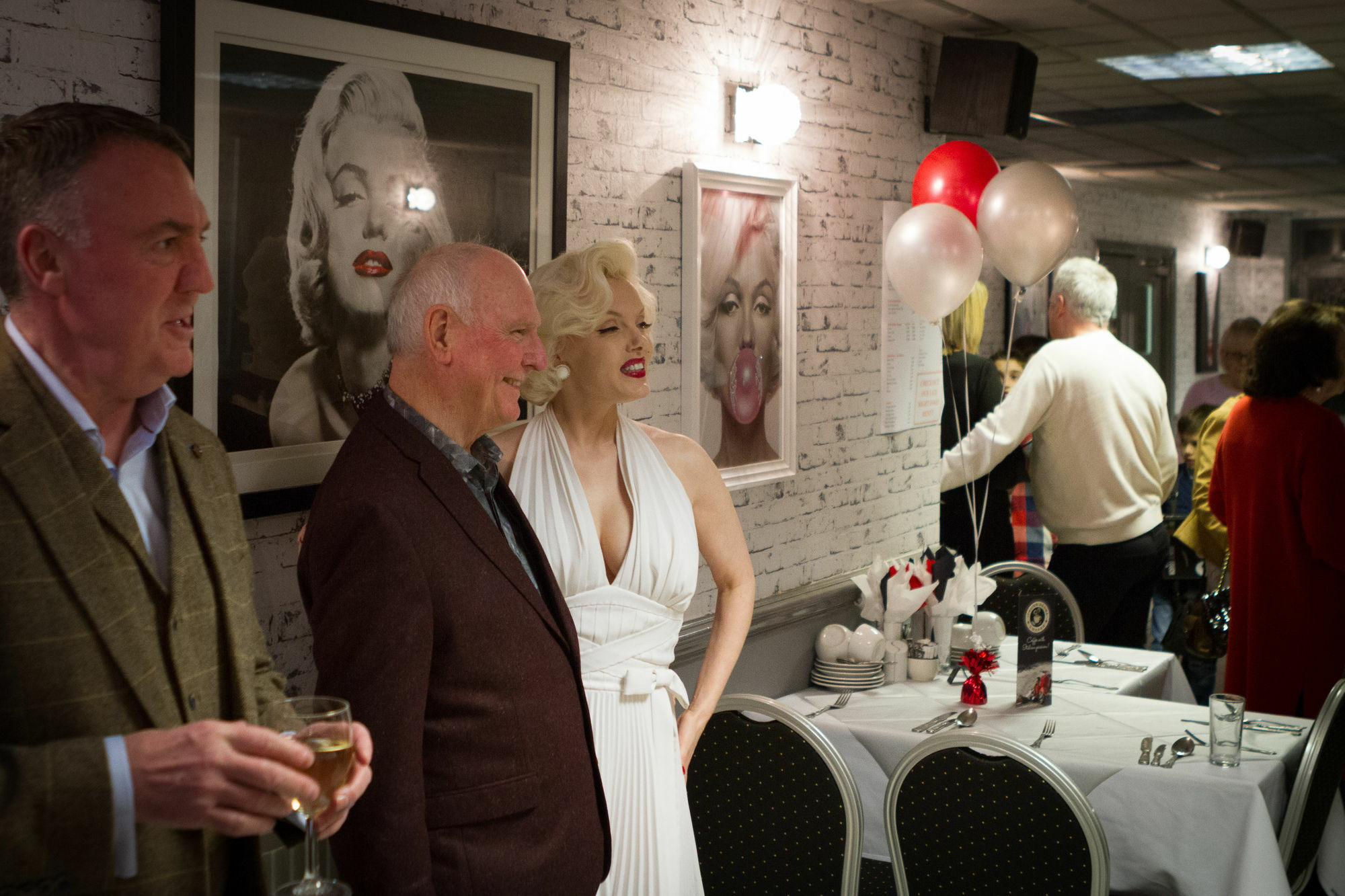 The Sandringham Court & Apartment-all Groups Welcome Blackpool