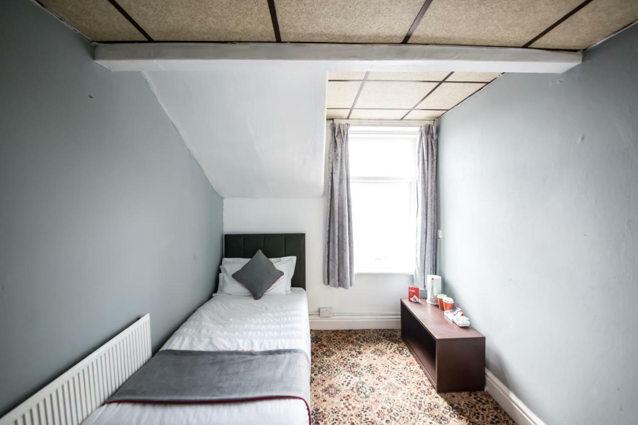Myroomz Silver