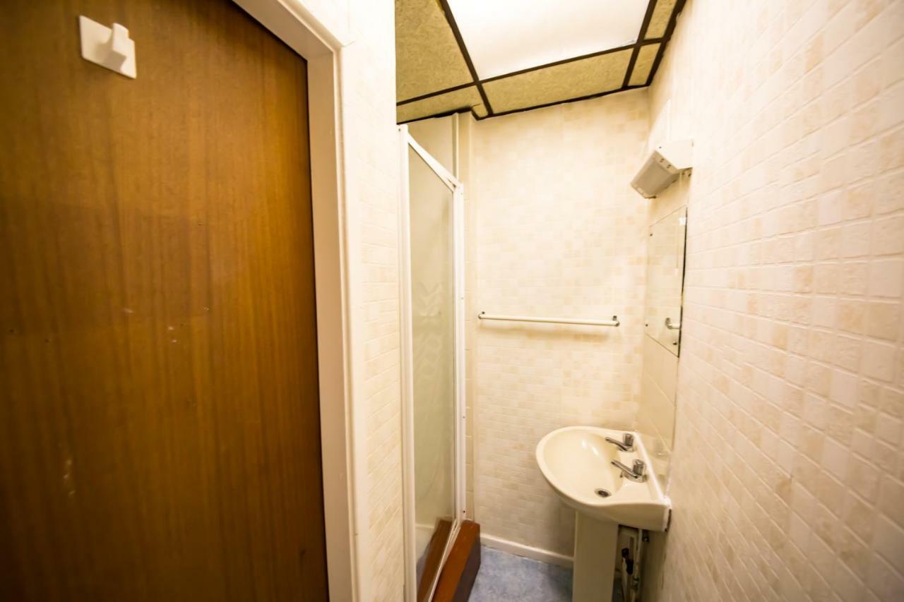 Myroomz Silver Hotel