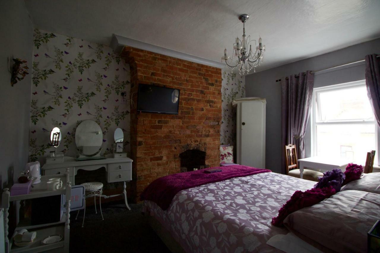 Barton House 3* Blackpool