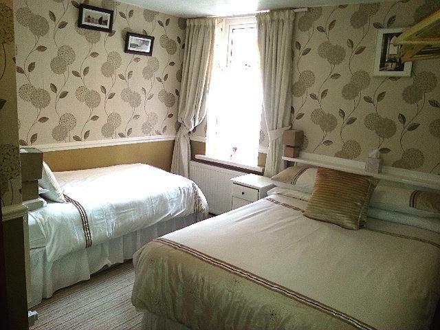 Guest house Holmside House