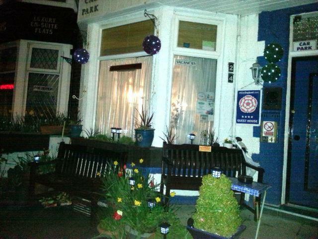 Holmside House
