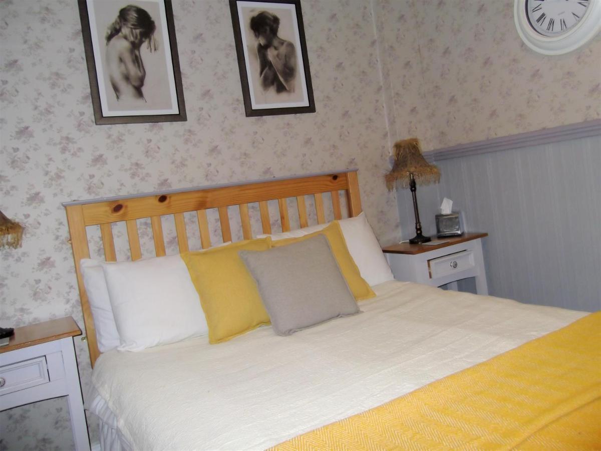 J's Mayfair 3* Blackpool