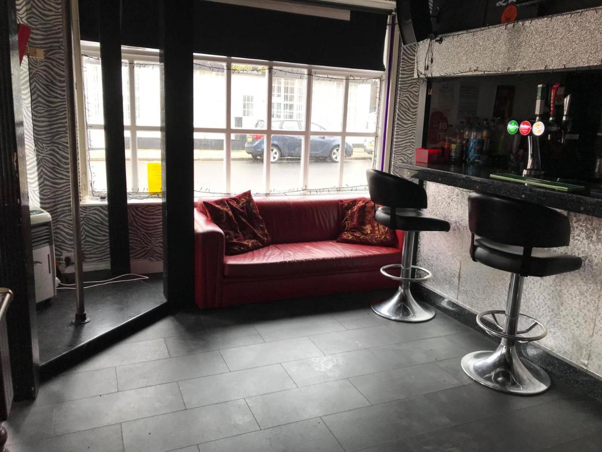 Lark Guest house Blackpool