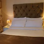 Mardonia Hotel