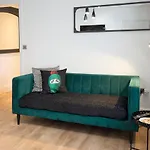 Blackbird Accommodation And Luxury Apartments Room 12