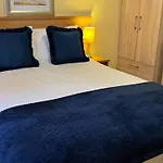 Sutcliffe Hotel