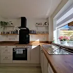 Dysa Bentinck House