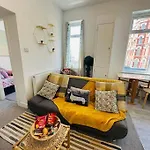 2 Bedroom Apartment With Seaside Views