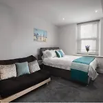 Blackpool Abode - Polaris Apartments
