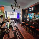 Rendezvous Bar & Rooms - Adults Only