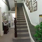 Ash Lodge - Guest House