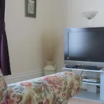 Ash Lodge - Guest House