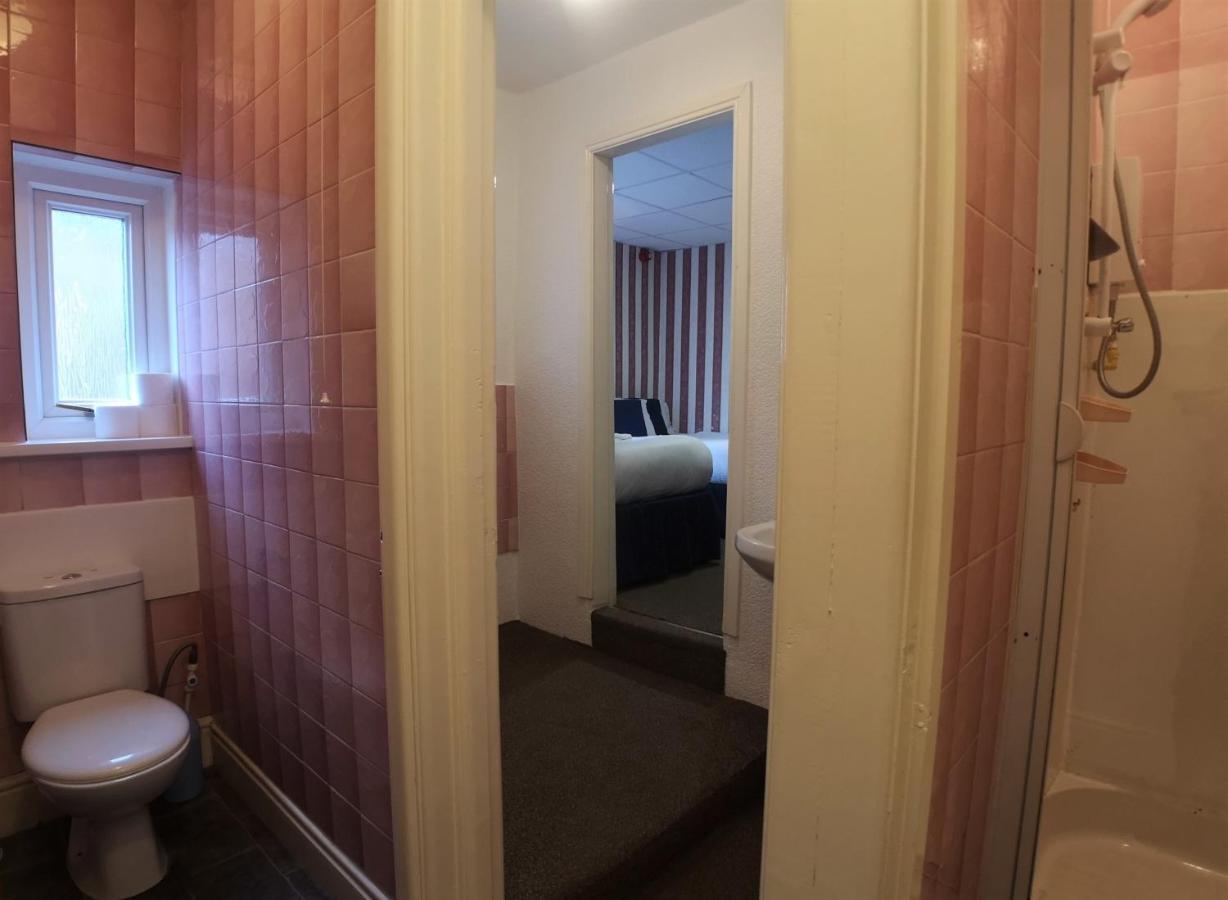 The Hopton Bed & Breakfast 2*