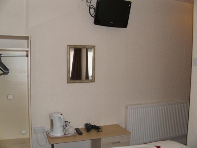 Seaforth - Pleasure 3*