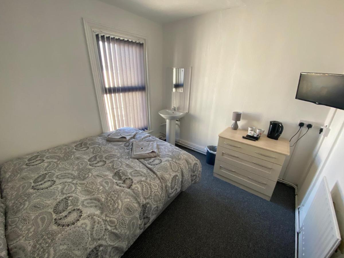 The Honley 3* Blackpool