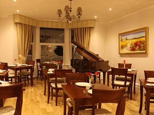 Guest house The Redstone 5*