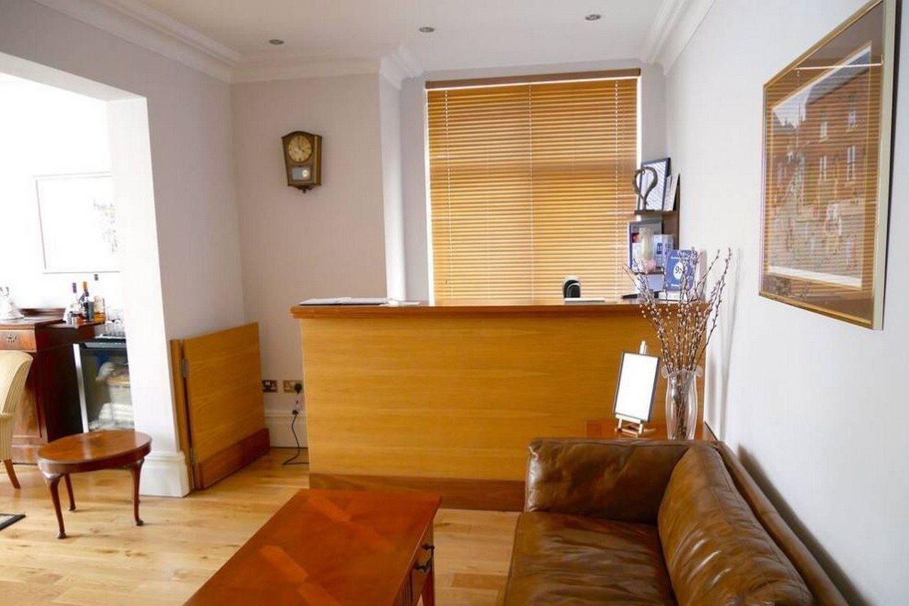 The Redstone Guest house 5*
