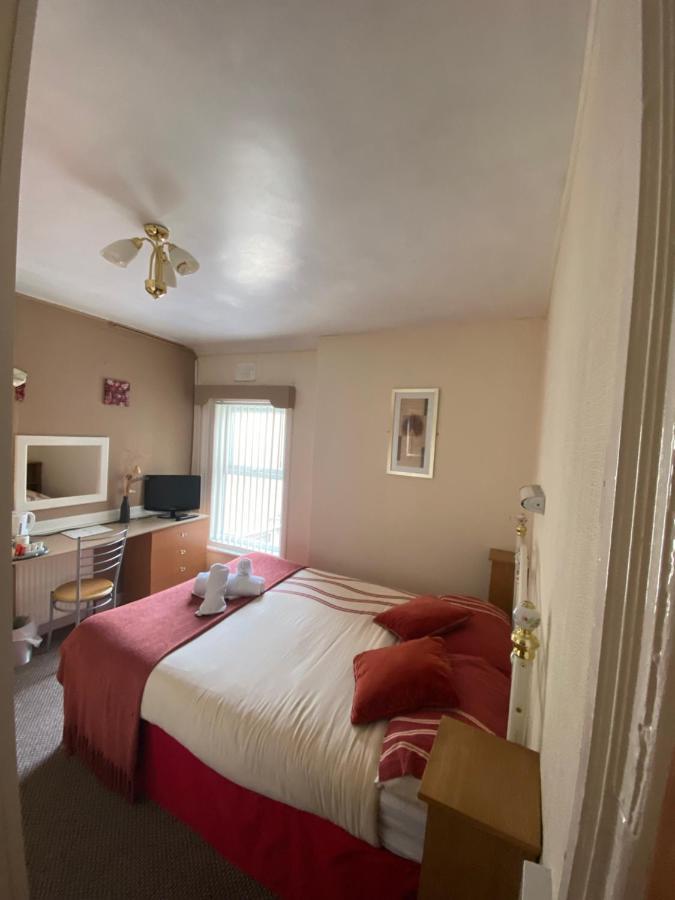 Bed & Breakfast White Moon