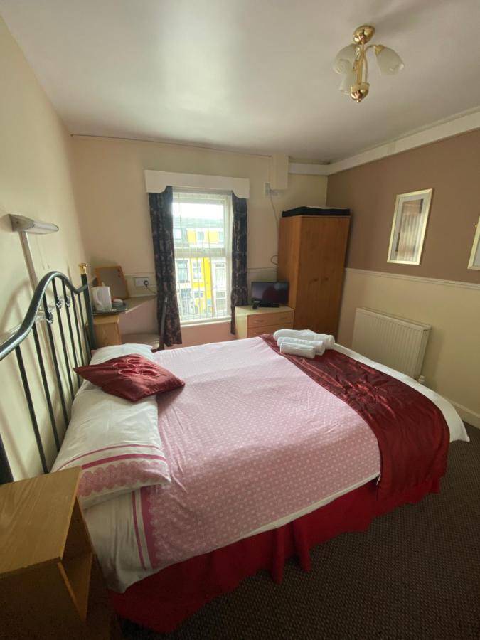 Bed & Breakfast White Moon