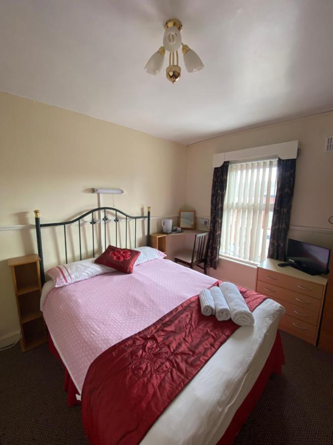 White Moon Bed & Breakfast
